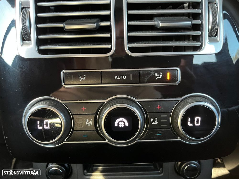 Land Rover Range Rover SDV8 Vogue - 42