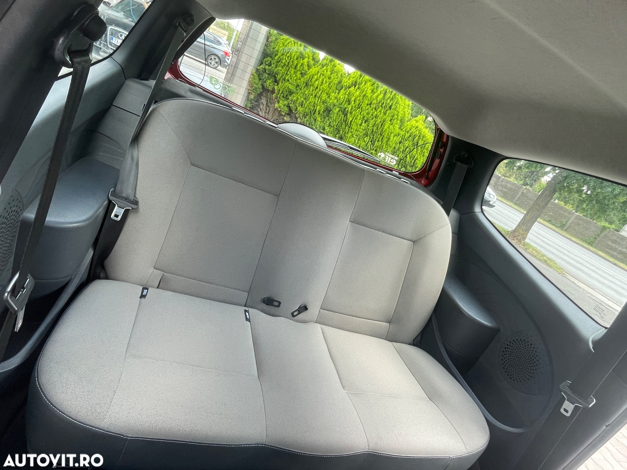 Renault Twingo 1.2 16V Trend - 12