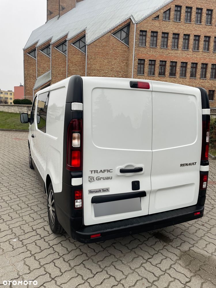 Renault Trafic - 8