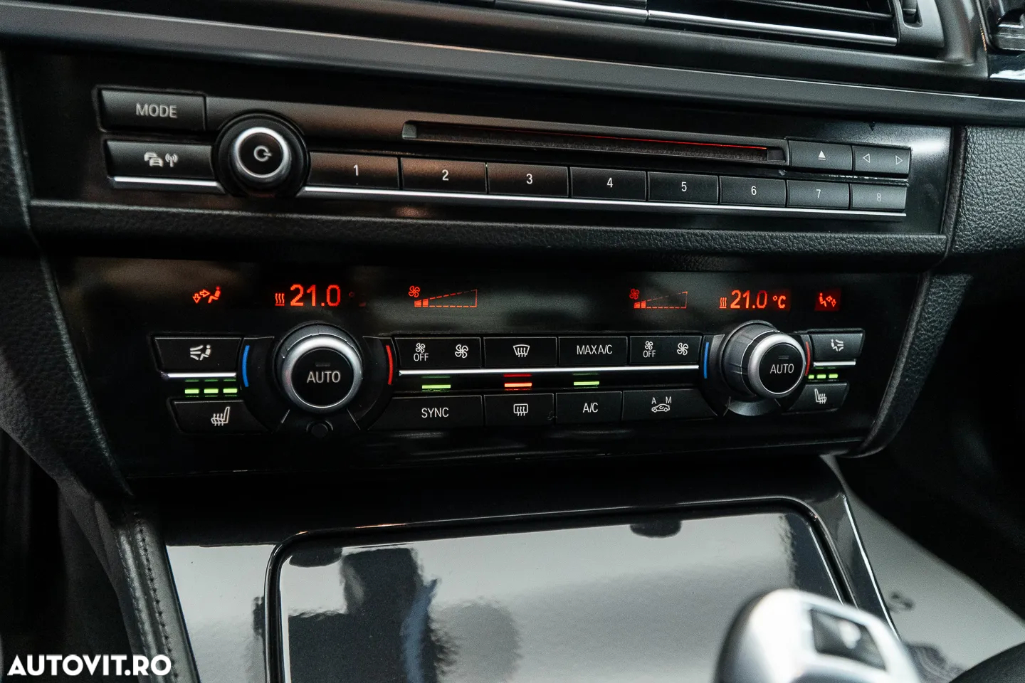 BMW Seria 5 525d xDrive Aut. Luxury Line - 12