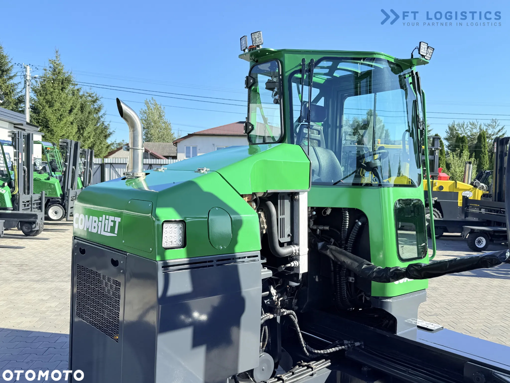 Combilift WÓZEK CZTEROKIERUNKOWY - WIELOKIERUNKOWY C4500 / DIESEL / TRIPLEX 4900MM /JEDYNE 4854 MOTOGODZIN /  POZYCJONER WIDEŁ / PEŁNA KABINA - OGRZEWANIE / STAN IDEALNY / Szeroka oferta wózków czterokierunkowych i bocznych, dopasowanych do różnorodnych potrzeb i zastosowań - 37