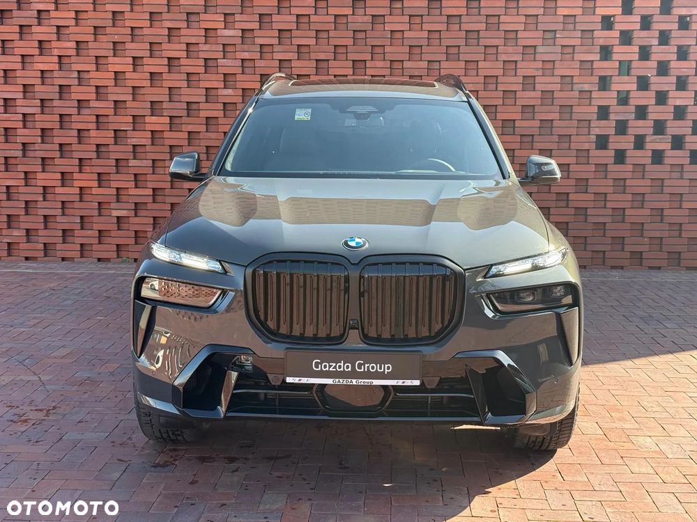 BMW X7 - 6