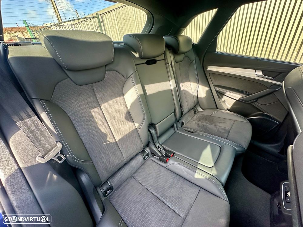 Audi Q5 55 TFSIe quattro S tronic S line - 60