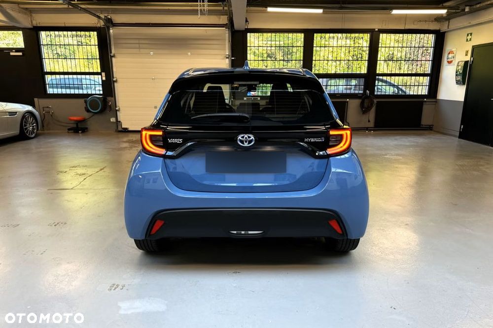 Toyota Yaris Hybrid 1.5 Active - 3