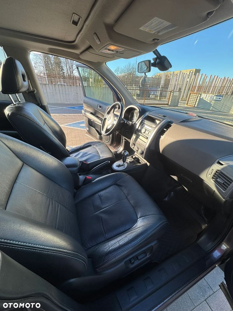 Nissan X-Trail - 8