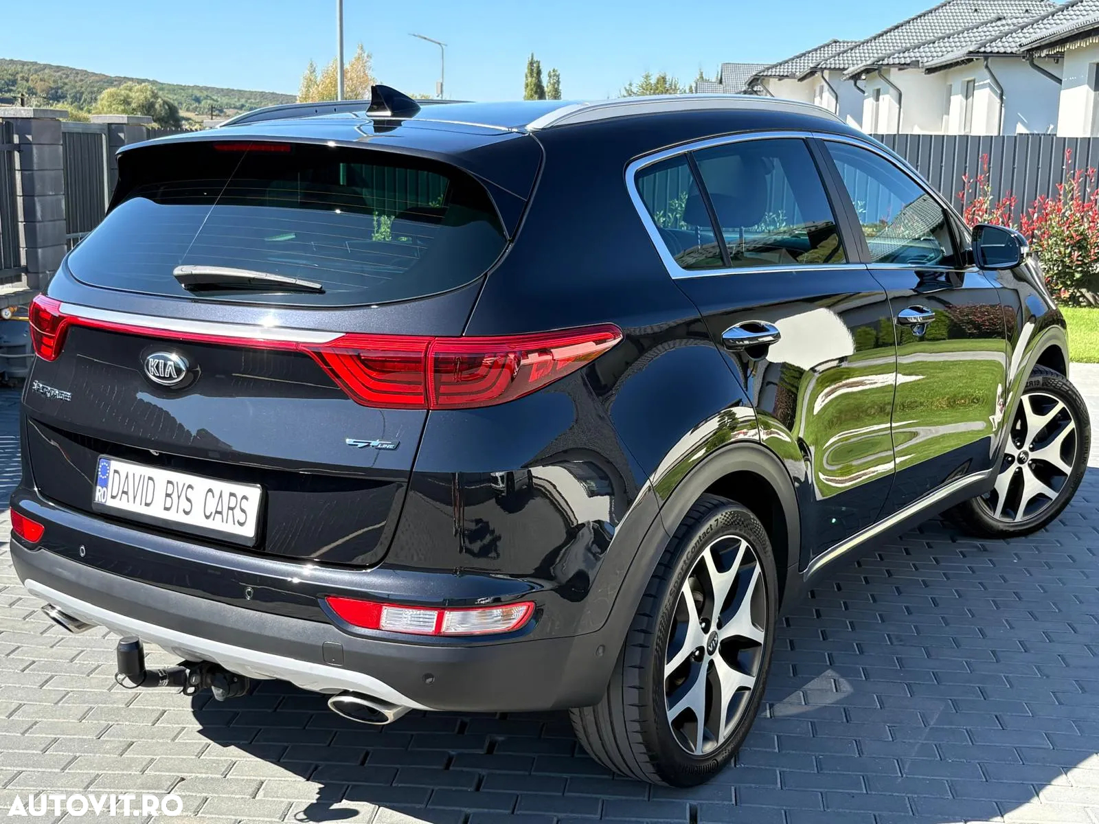 Kia Sportage 2,0 CRDI AWD Aut. GT Line - 4