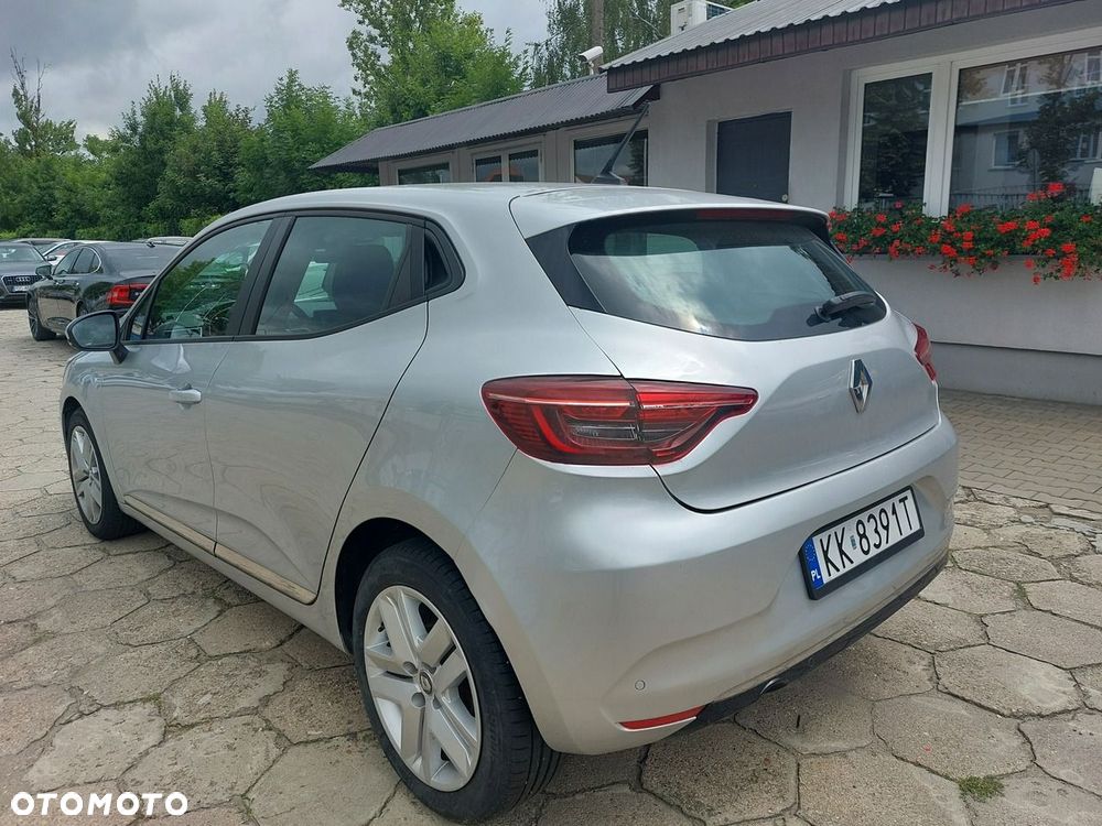Renault Clio - 7
