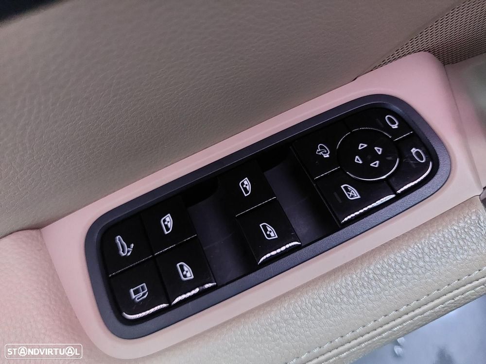 Porsche Cayenne Coupé E-Hybrid - 21