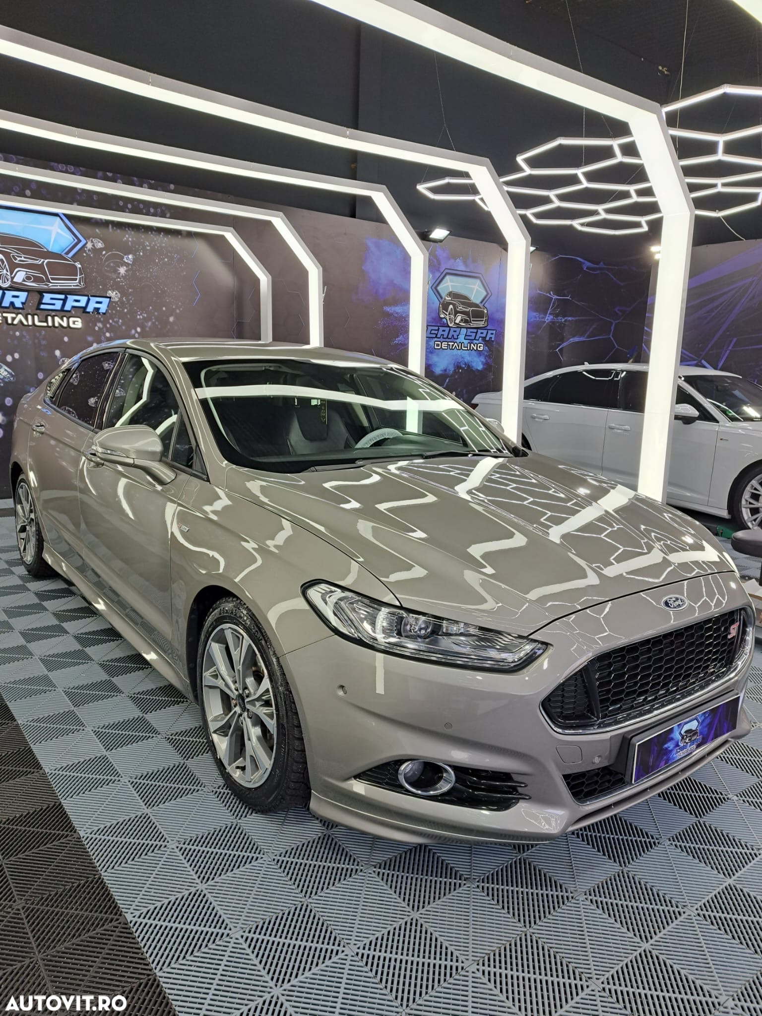 Ford Mondeo 2.0 TDCi Powershift ST Line High - 4