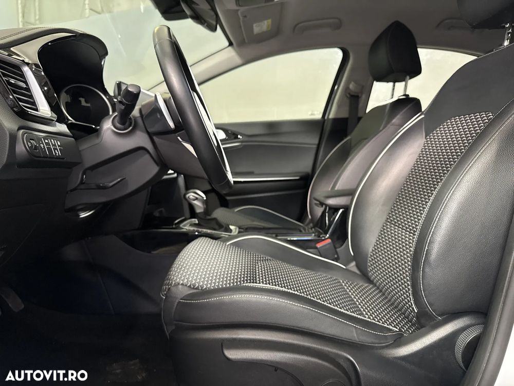 Kia XCeed - 24