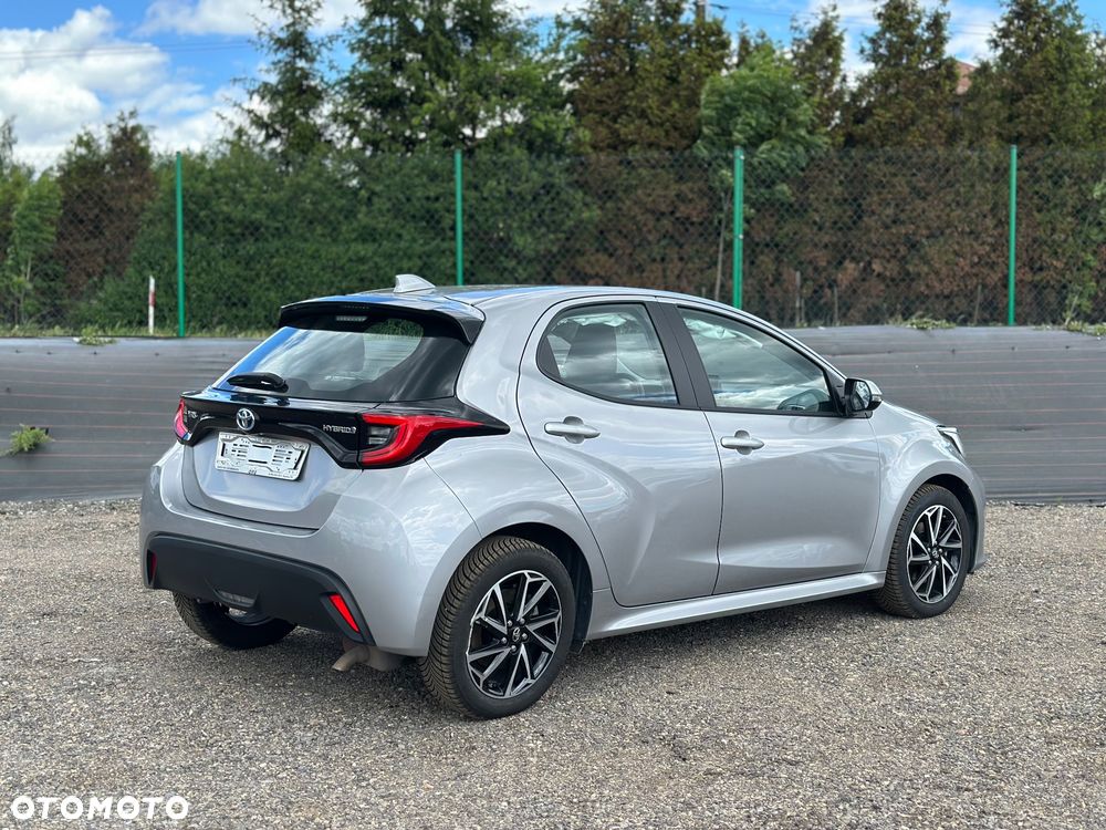 Toyota Yaris - 22
