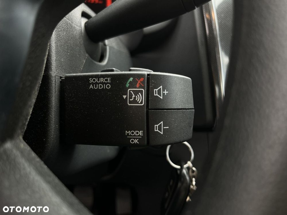 Dacia Logan 1.0 SCe Laureate - 21