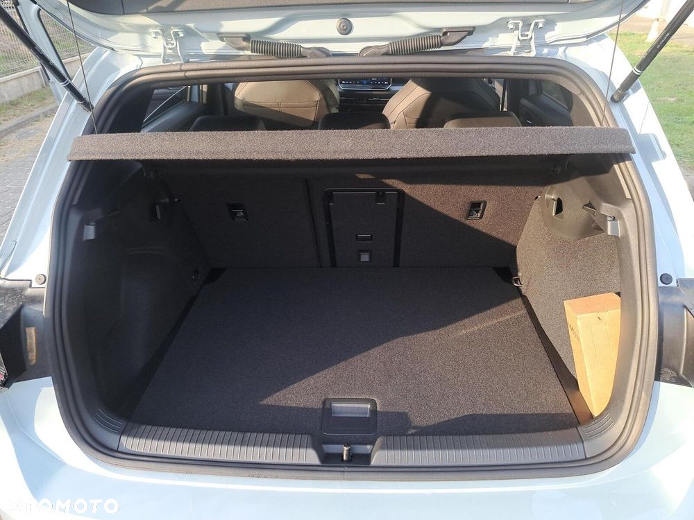 Volkswagen Golf VIII 1.5 eTSI mHEV R-Line Plus DSG - 10