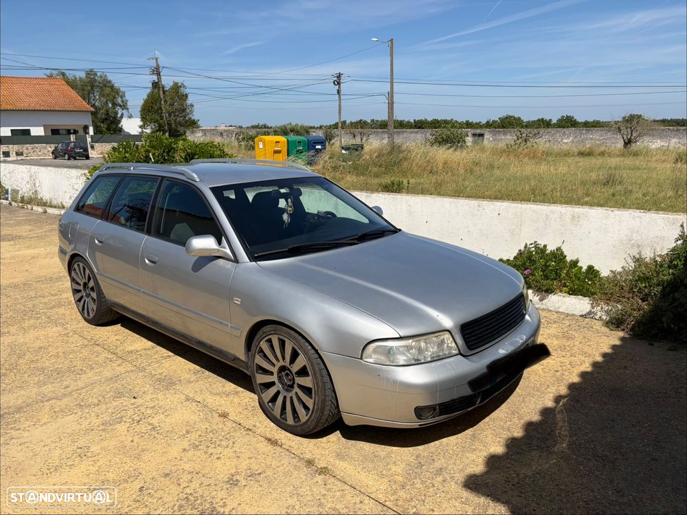 Audi A4 Avant 1.9 TDI Attraction - 1