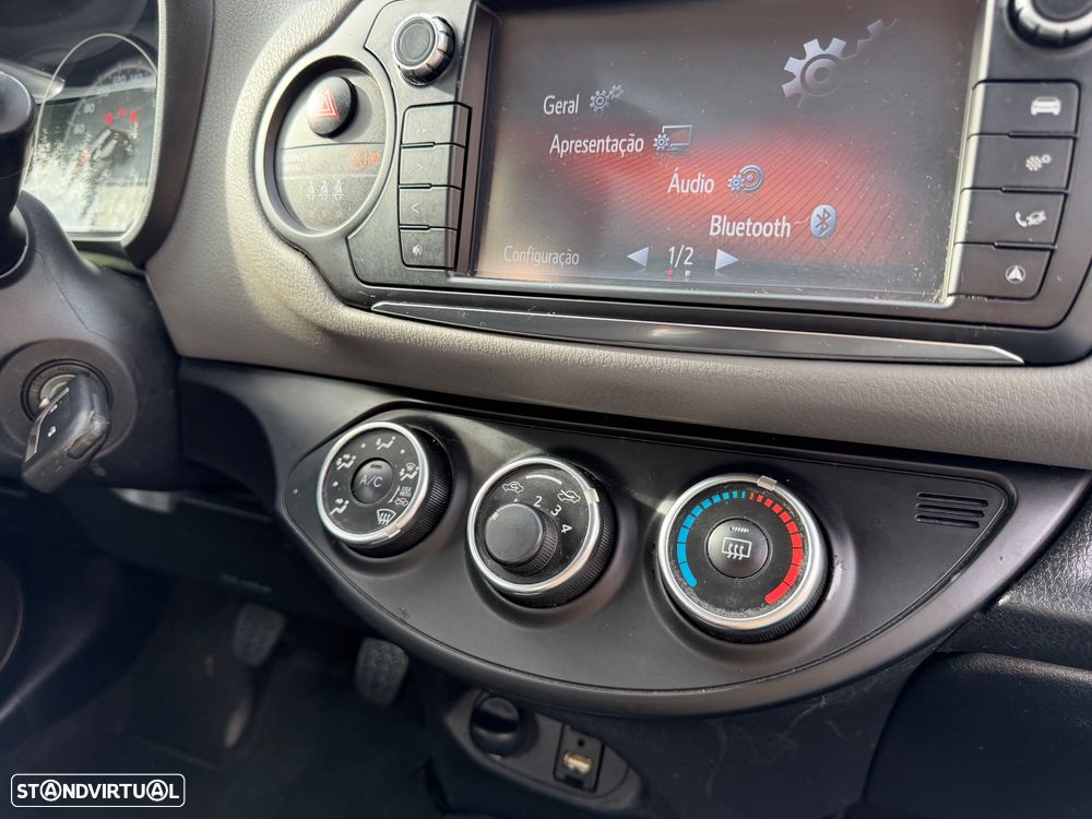 Toyota Yaris 1.4 D-4D Comfort+P.Style - 35