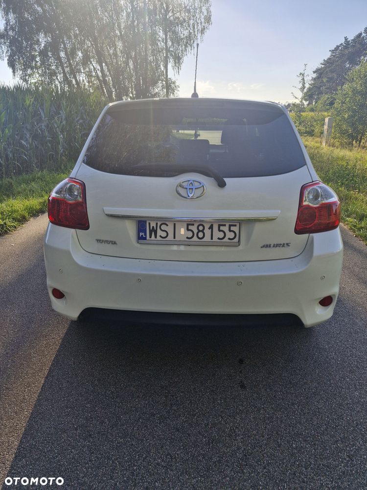 Toyota Auris - 5
