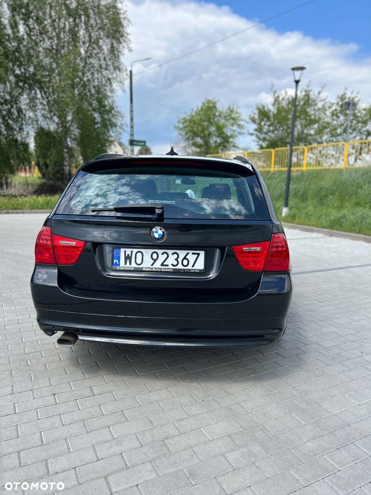 BMW Seria 3 318d - 5