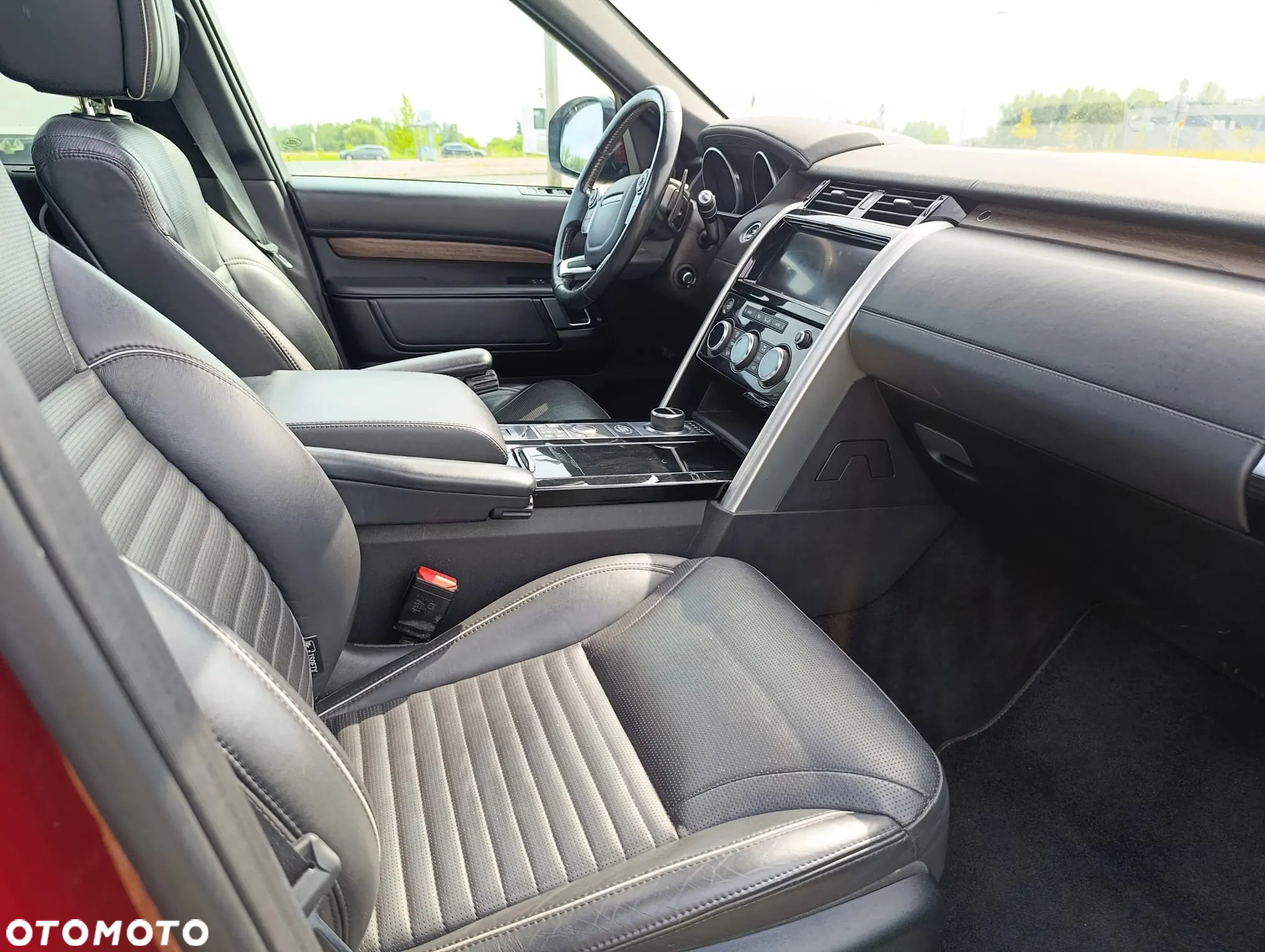 Land Rover Discovery - 31