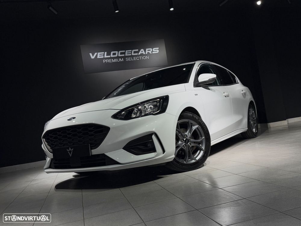 Ford Focus 1.0 EcoBoost ST-Line - 1