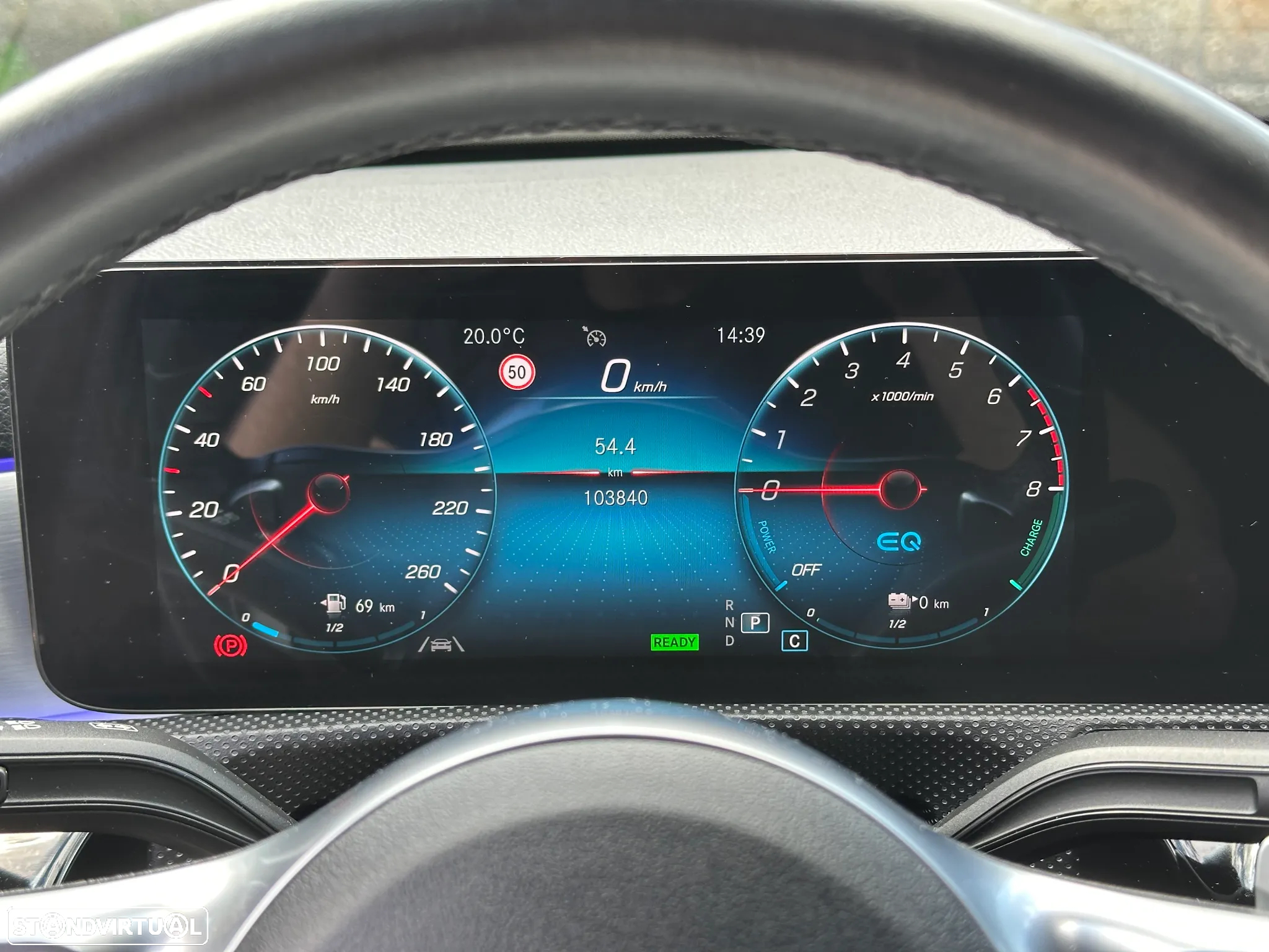 Mercedes-Benz A 250 e AMG Line - 18