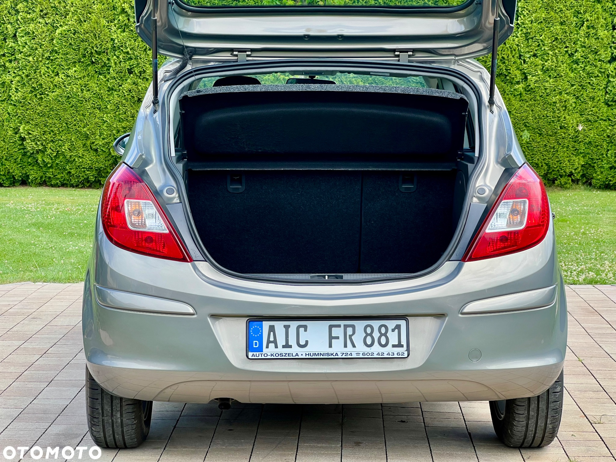 Opel Corsa 1.2 16V Enjoy - 26