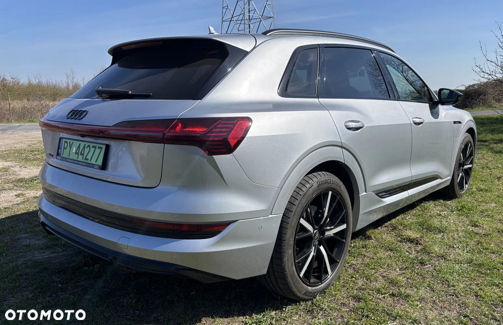 Audi e-tron 55 Quattro S Line - 4