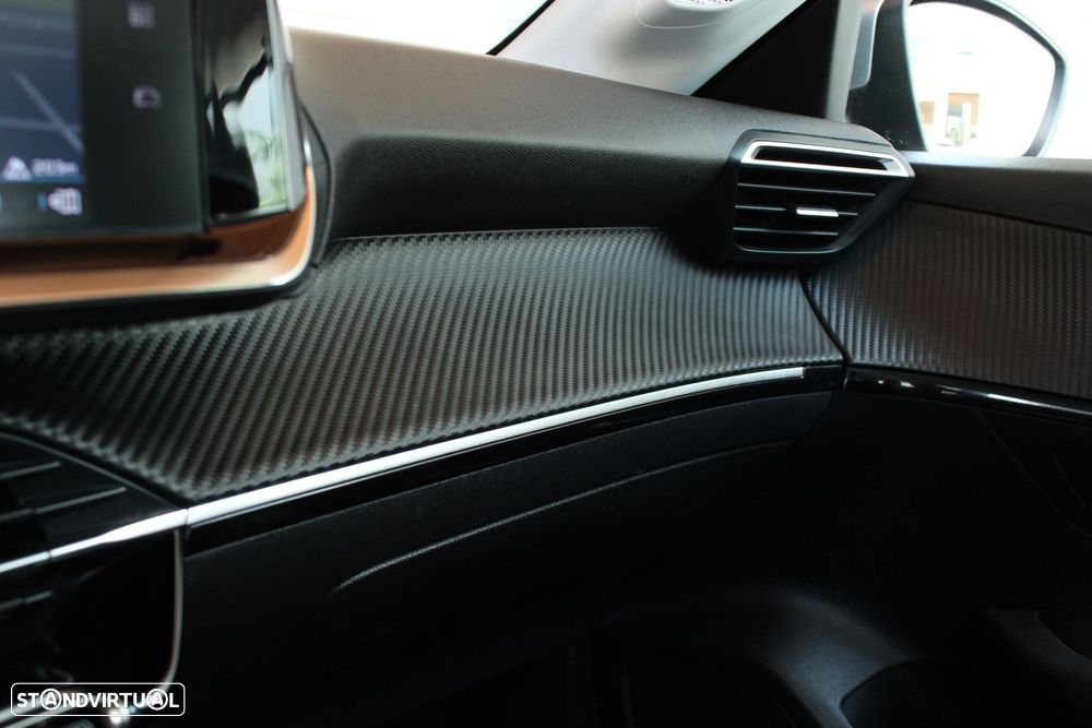Peugeot e-208 50 kWh Allure - 31