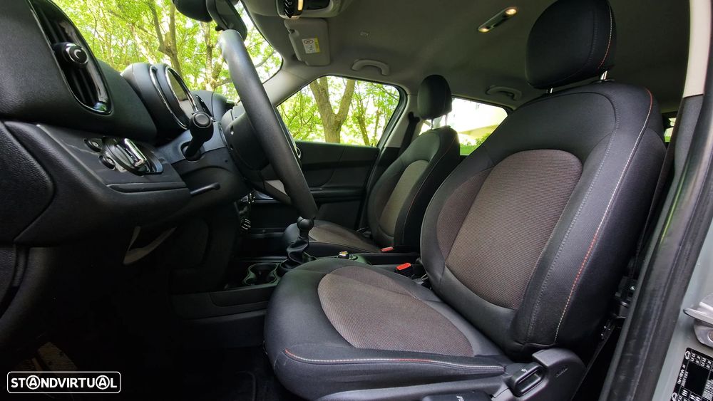 MINI Countryman Cooper Essential - 8