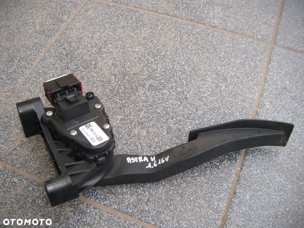 opel  astra h 1.6 16v pedał- potencjometr gazu  9157998 - 1