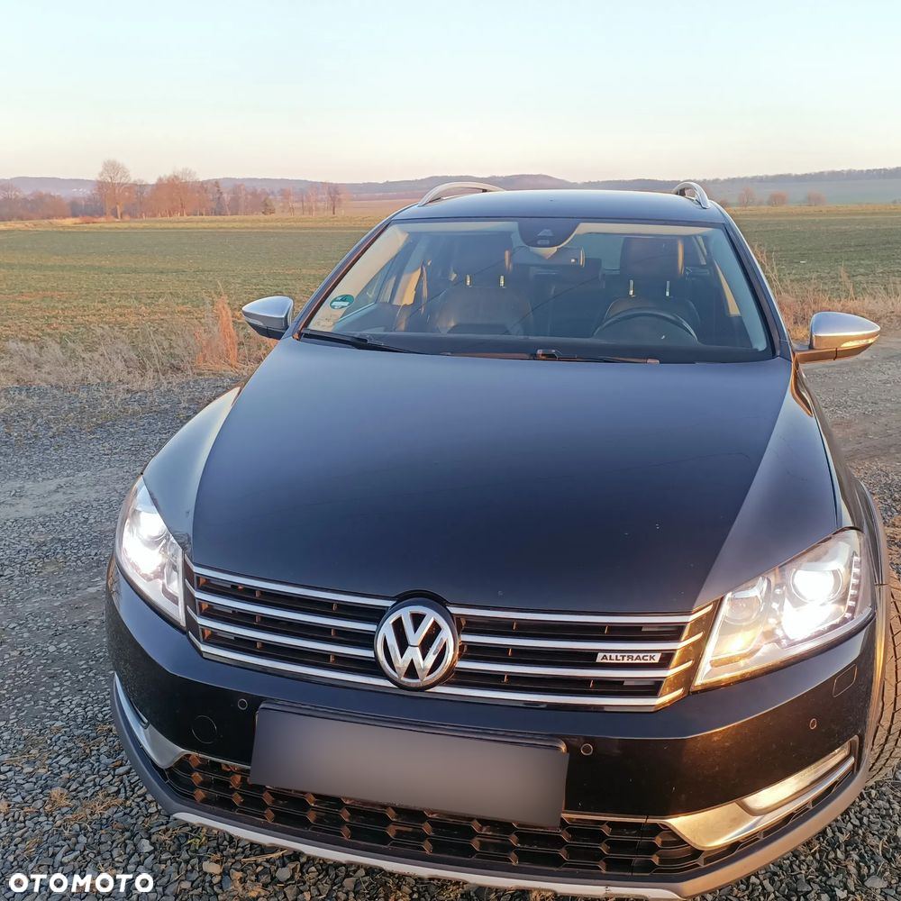 Volkswagen Passat 2.0 TDI Comfortline DSG - 8