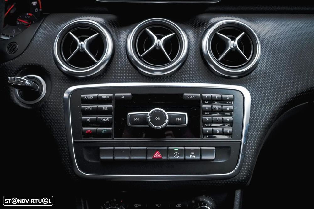 Mercedes-Benz A 160 d Urban - 27