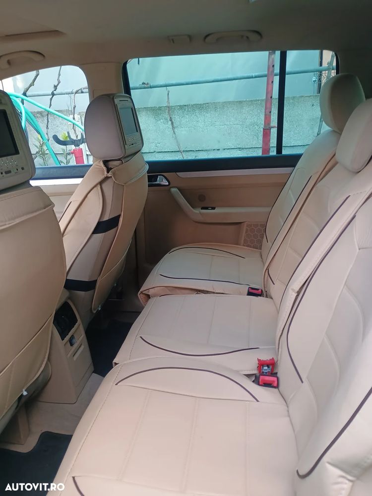 Volkswagen Touran - 7