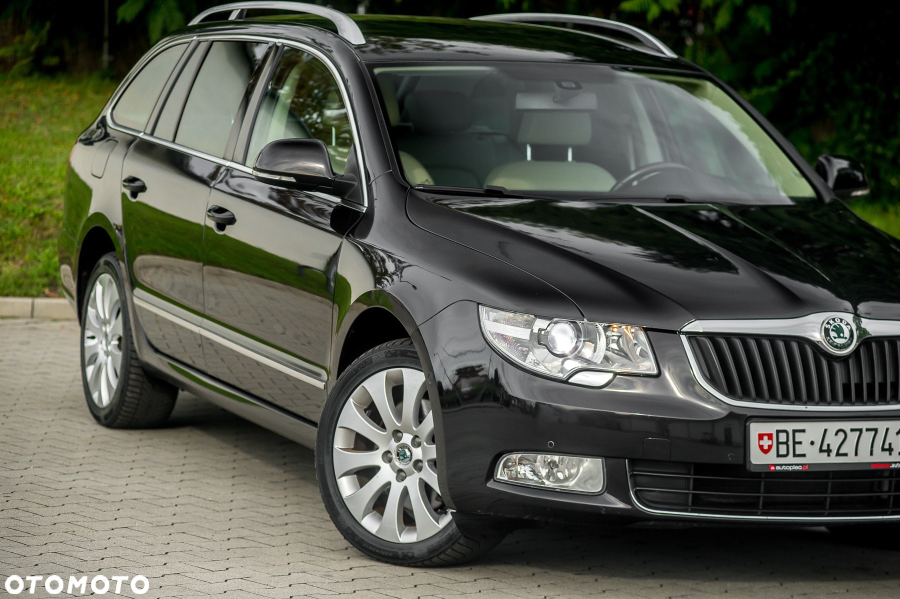 Skoda Superb Combi 2.0 TDI 4x4 Exclusive - 4