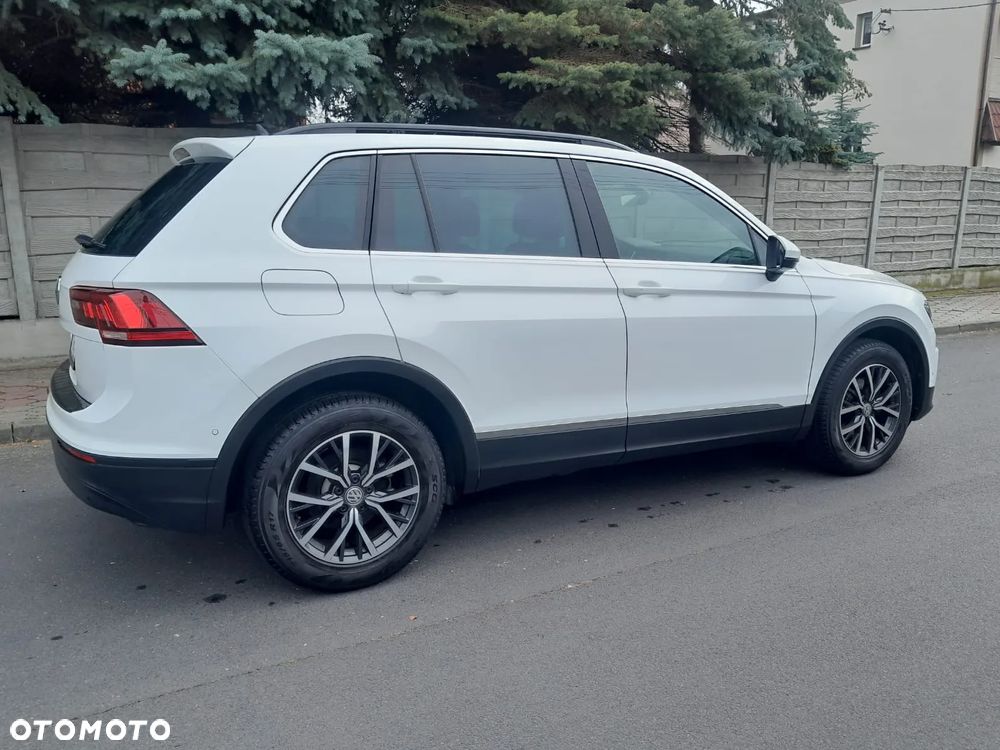 Volkswagen Tiguan - 10