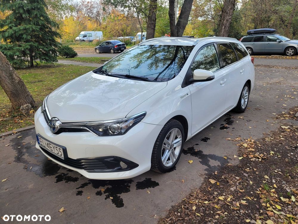 Toyota Auris - 1