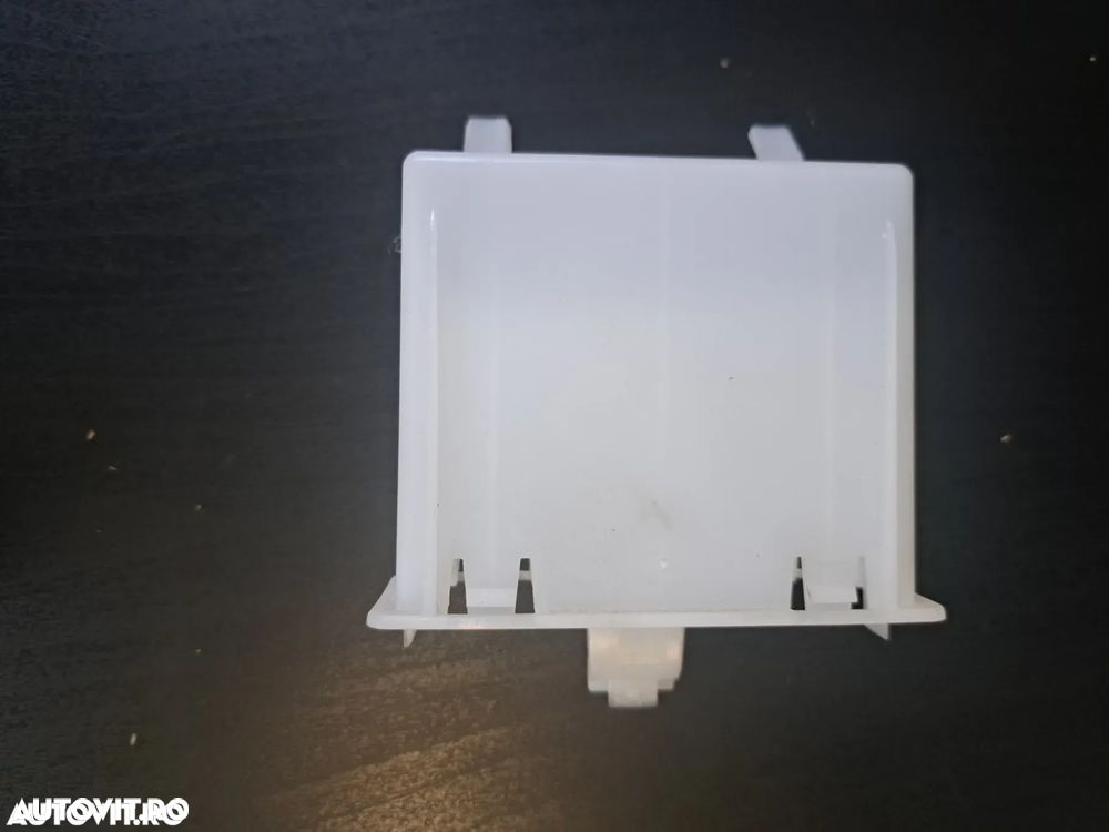 Unitate control ECU modul PMA asistenta parcare Suport carcasa modul PMA Original BMW F45 F46 I01 F48 F25 F26 F15 M F85 F16 M F86 F56 F55 F54 F57 - 5