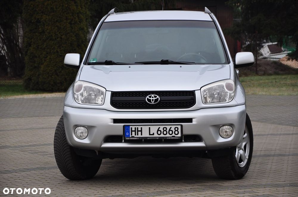 Toyota RAV4 1.8 VVT-i 4x2 - 2