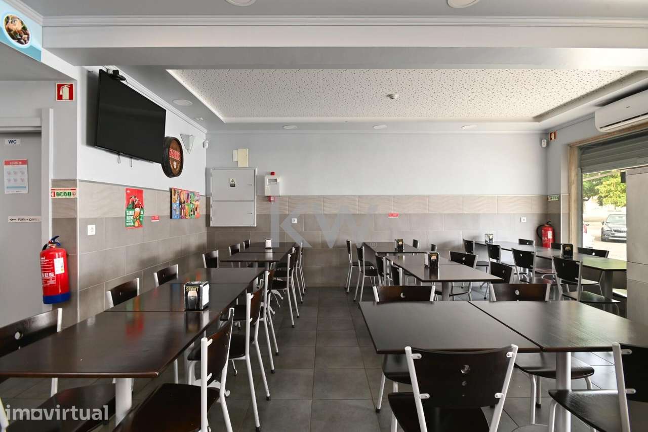 CAFÉ RESTAURANTE TOTALMENTE EQUIPADO PARA TRESPASSE EM VALE DE FIGUEIR - Grande imagem: 4/16