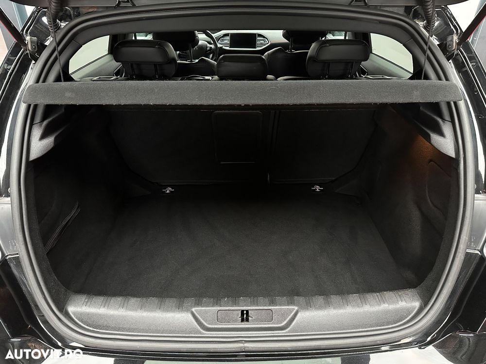 Peugeot 308 PureTech 130 EAT6 Stop & Start GT-Line Edition - 33