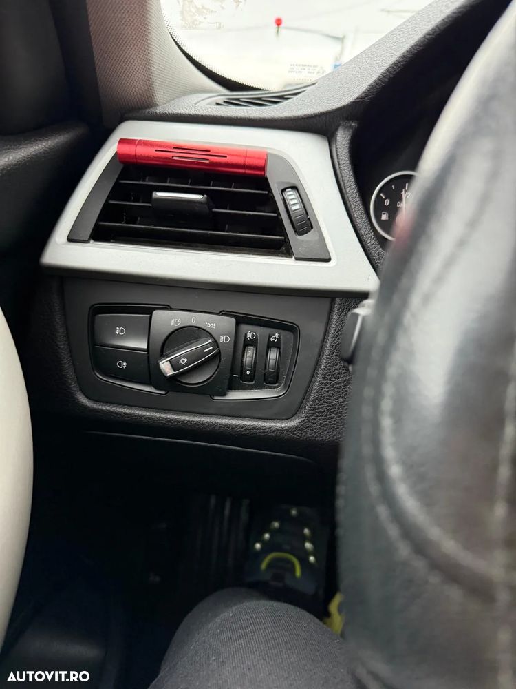 BMW Seria 3 320d EfficientDynamics Edition - 14