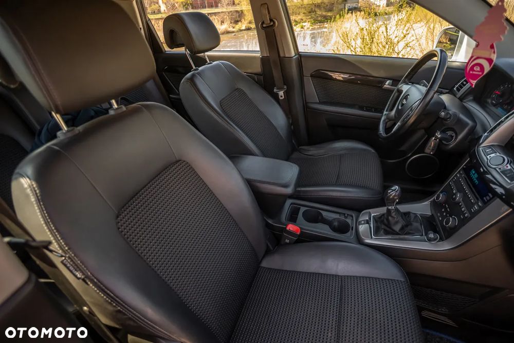 Chevrolet Captiva - 23