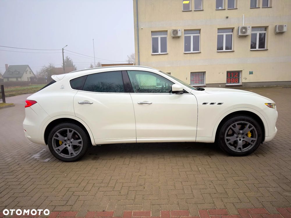 Maserati Levante S Q4 - 4