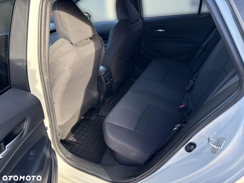 Toyota Corolla 2.0 Hybrid Comfort - 11