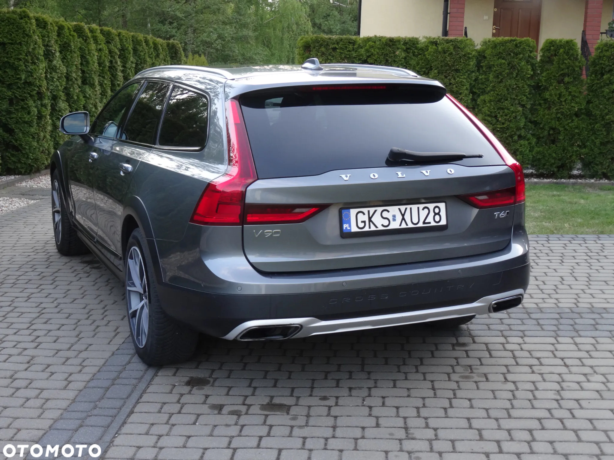 Volvo V90 Cross Country - 6