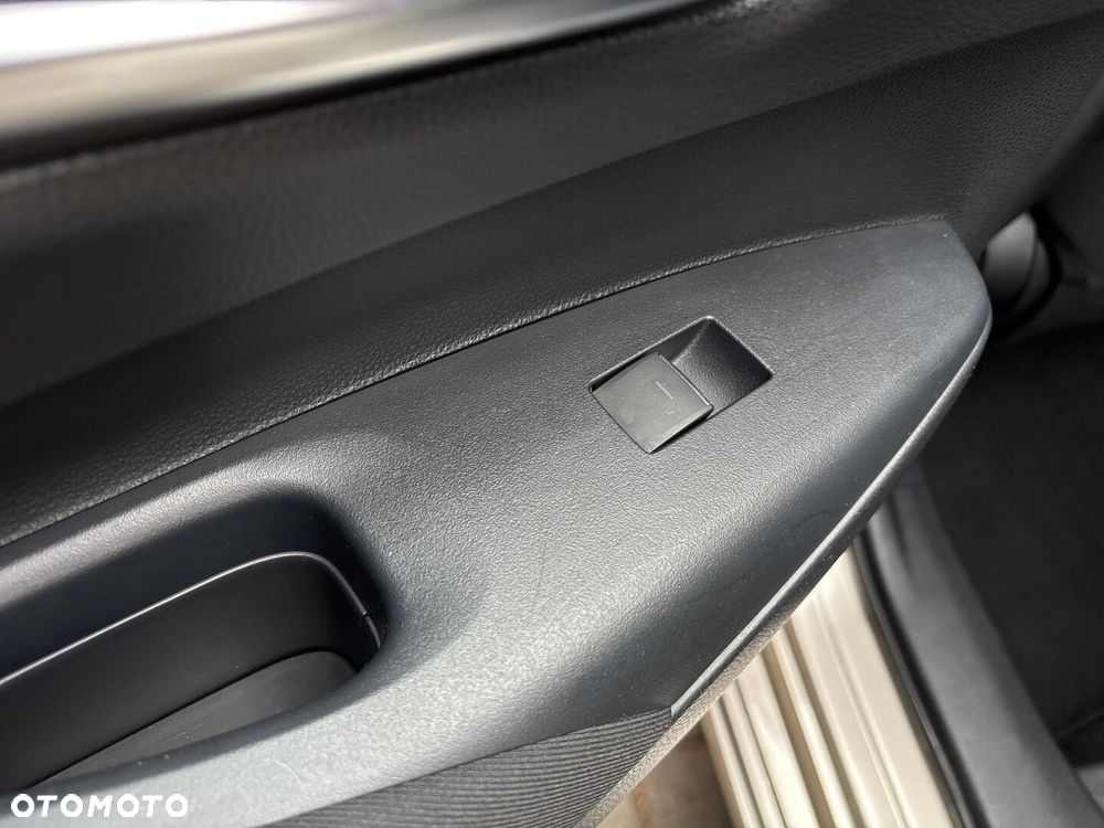 Toyota Corolla 1.5 Comfort MS - 20