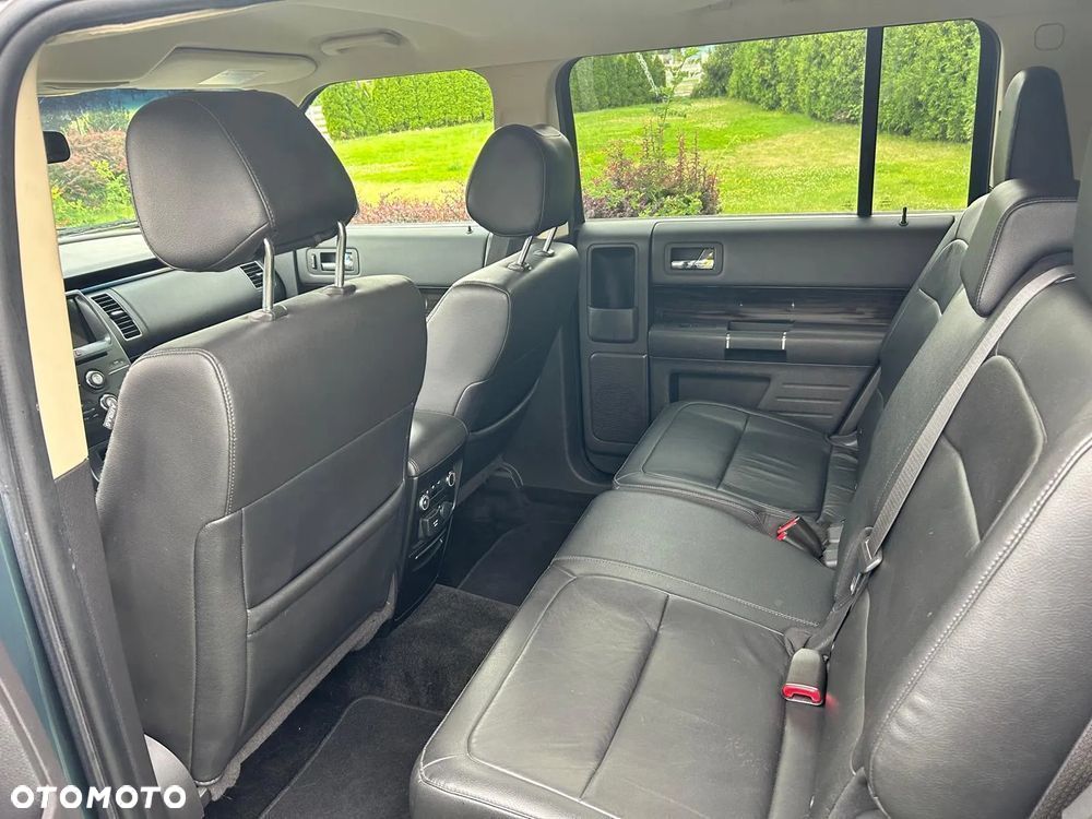 Ford Flex - 8