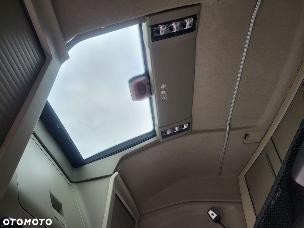 Volvo FH 460 / STANDARD / XXL / i SAVE / EURO 6/ GLOBETROTTER/ / AUTOMAT/SERVIS /2019/ KAMERA/ SKÓRY/ XENON /PERFEKCYJNY STAN / ZABUDOWY  MIĘDZYOSIOWE/ - 34