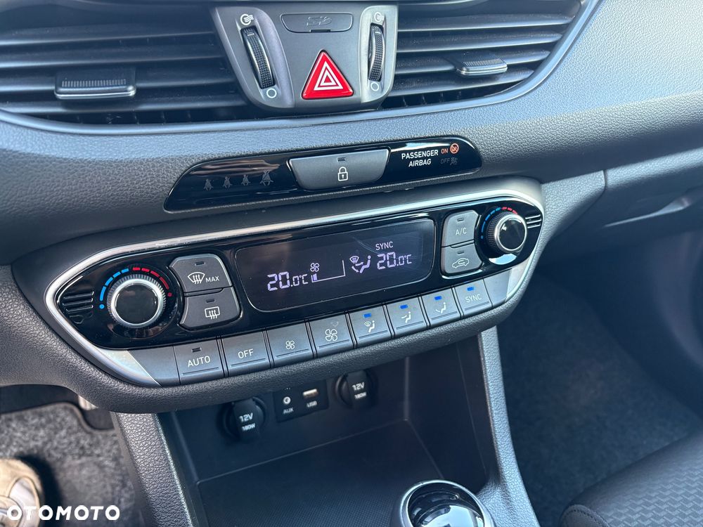 Hyundai i30 i30cw 1.6 CRDi Automatik Trend - 7