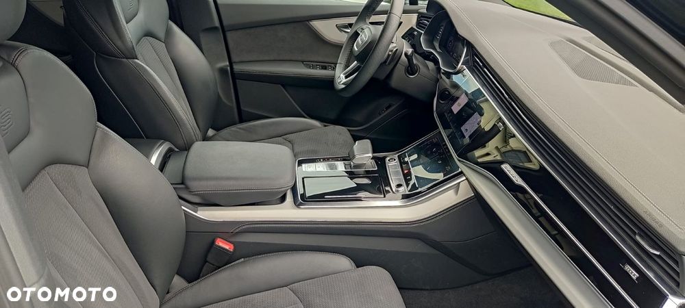 Audi Q7 - 25