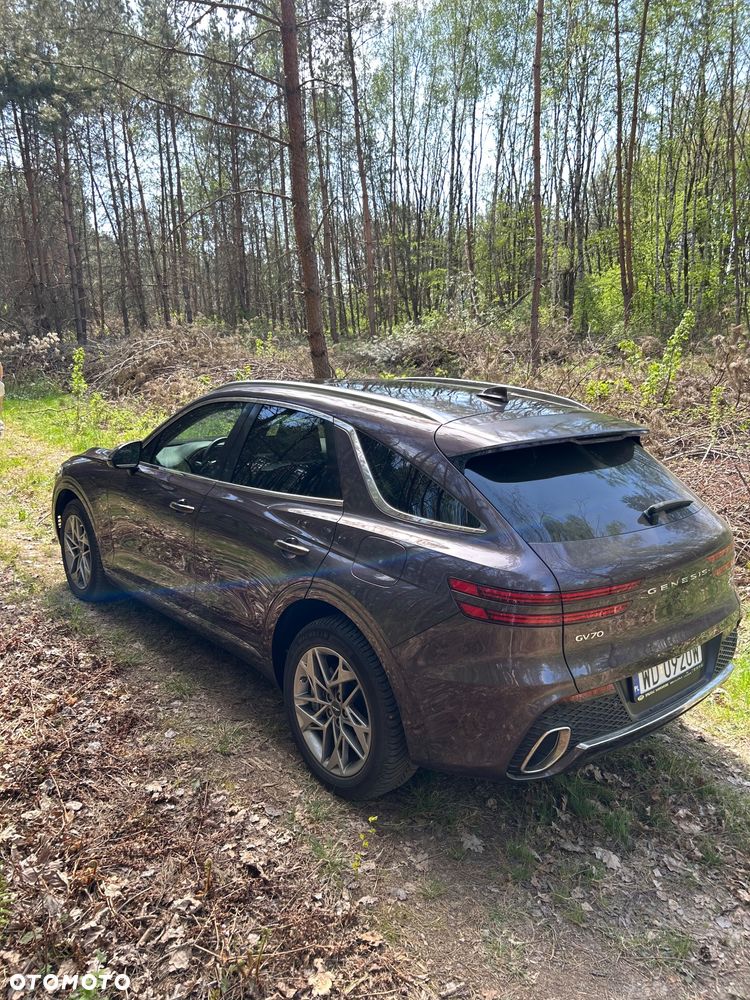 Genesis GV70 - 7